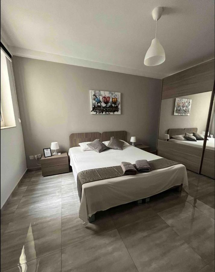F10 Modern And Bright Apartment In Malta Msida Esterno foto